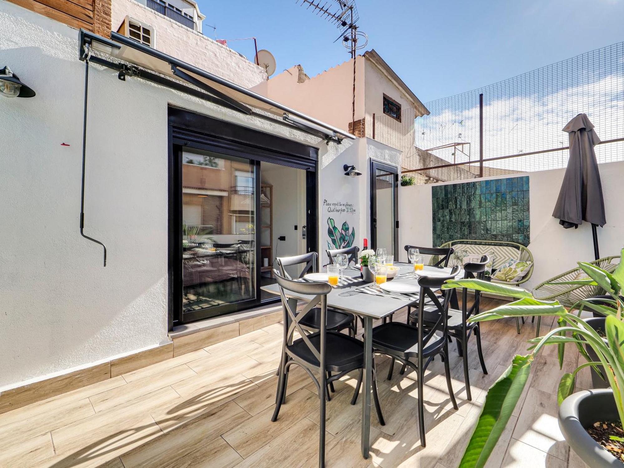 Casa Maria Townhouse- Terrace-4 Bedrooms L'Hospitalet de Llobregat Eksteriør billede